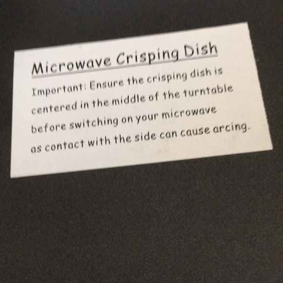 NIB Microwave crisping dish - Picture 3 of 3